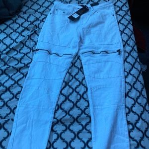 Means white styled jeans. Size 32